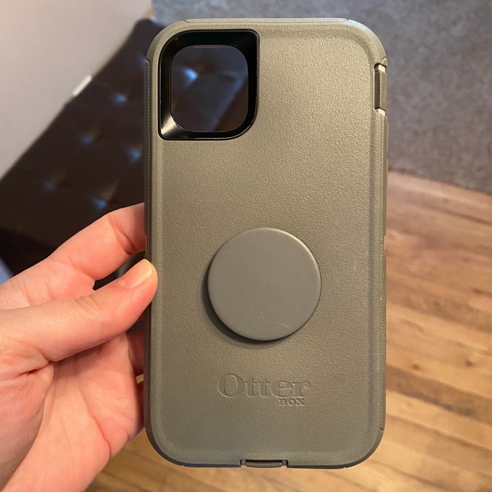 Otterbox Defender Popsocket Case for iPhone 11